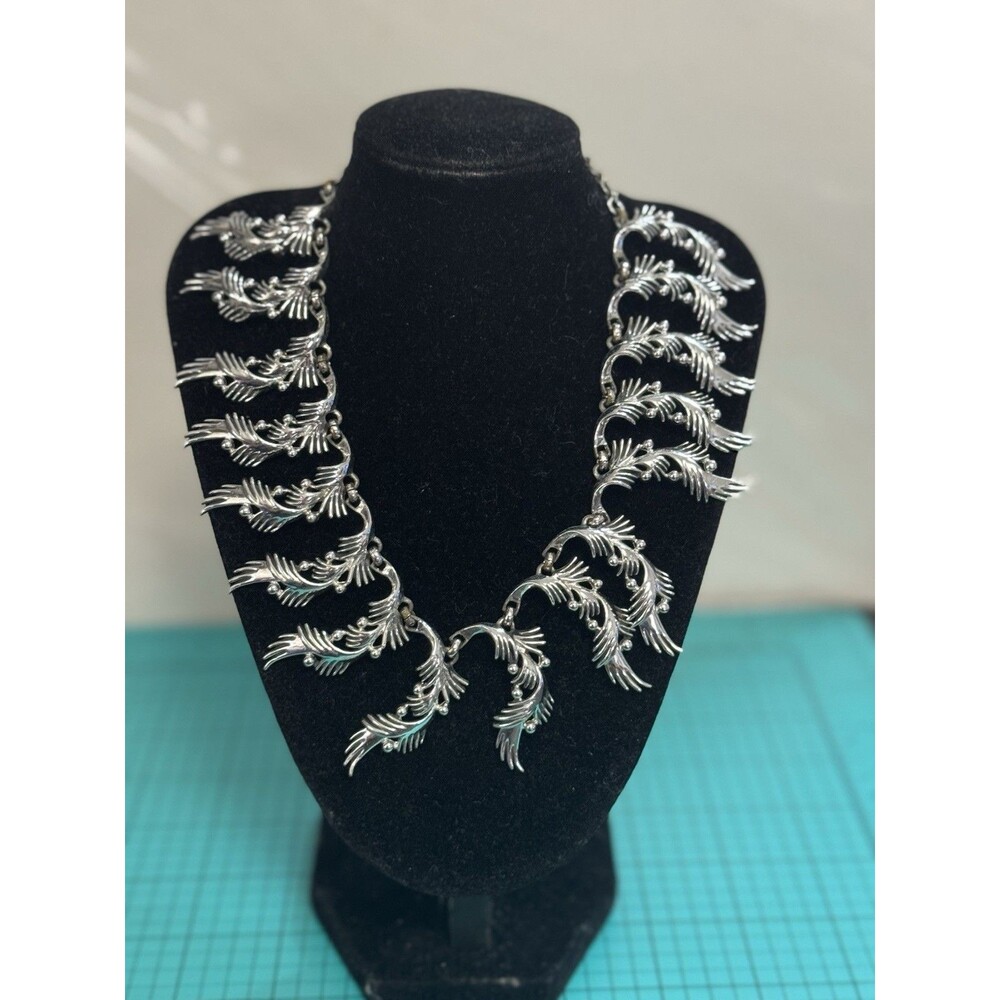 Rare!Vintage CHAREL Signed Silver Tone Leaf Winged Fringe Choker Collar Necklace